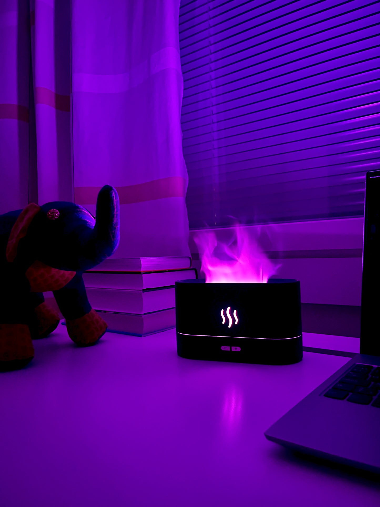 Kosteuttava LED-valaisin